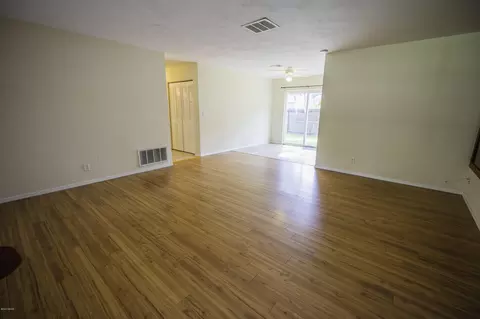 334 Tropical Ln, Ormond Beach, FL 32174 photo 4