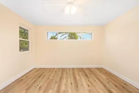 46 Palmetto Dr, Ormond Beach, FL 32176 photo 4