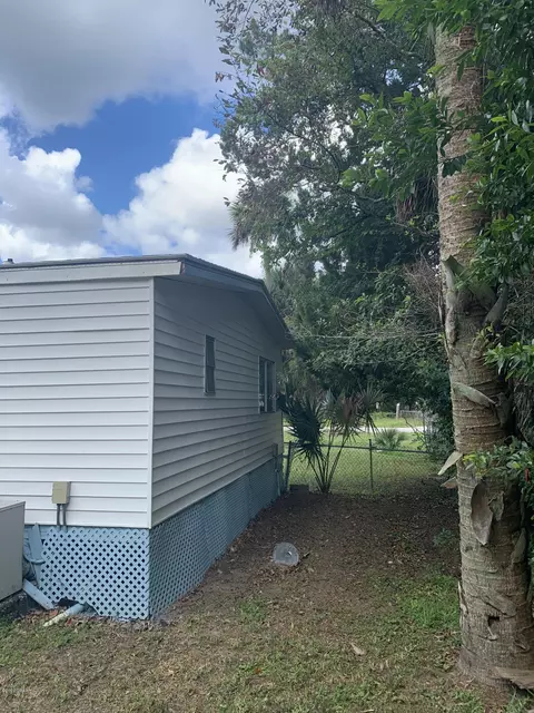1323 Ave D, Ormond Beach, FL 32174 photo 24