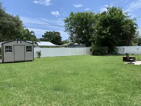 1427 Umbrella Tree Dr, Edgewater, FL 32132 photo 4