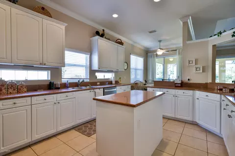 3417 Rexford Cir, Ormond Beach, FL 32174 photo 5