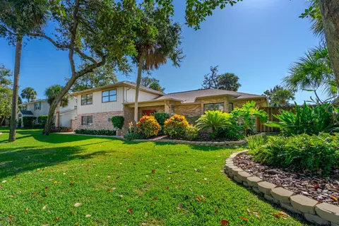 12 Sandcastle Dr, Ormond Beach, FL 32176 photo 3