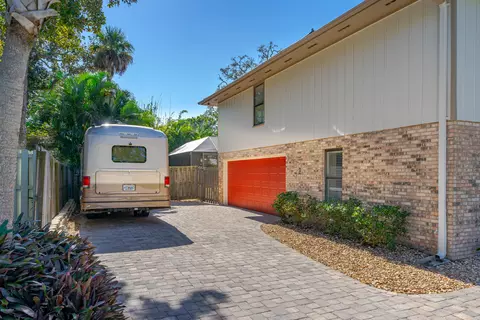 12 Sandcastle Dr, Ormond Beach, FL 32176 photo 5