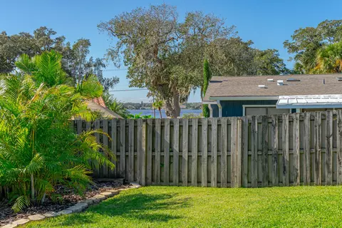 12 Sandcastle Dr, Ormond Beach, FL 32176 photo 8