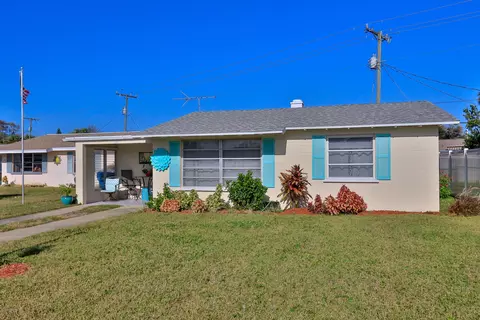52 River Shore Dr, Ormond Beach, FL 32176 photo 2