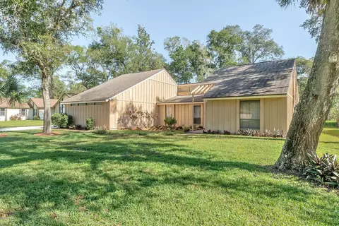 219 Rio Pinar Dr, Ormond Beach, FL 32174 photo 2