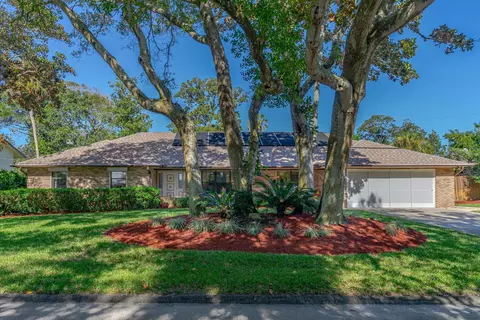 81 Concord Dr, Ormond Beach, FL 32176 photo 4