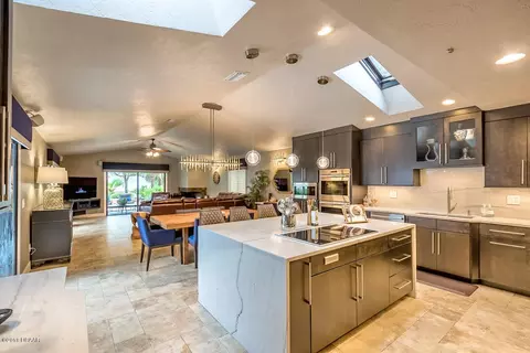 806 Riverside Dr, Ormond Beach, FL 32176 photo 11