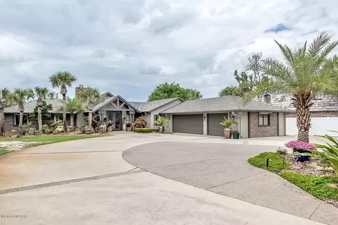 806 Riverside Dr, Ormond Beach, FL 32176 photo 1