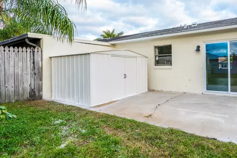 424 Falcon Ave, Edgewater, FL 32141 photo 18