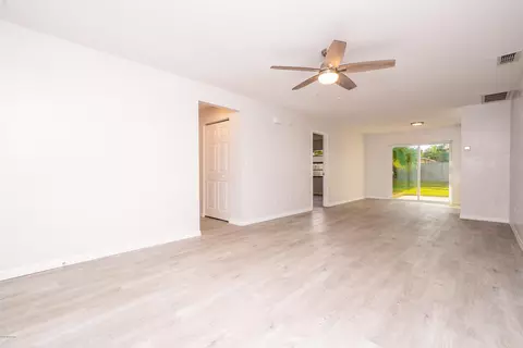 424 Falcon Ave, Edgewater, FL 32141 photo 9