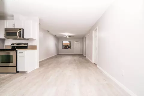 424 Falcon Ave, Edgewater, FL 32141 photo 6