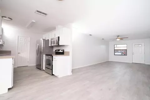 424 Falcon Ave, Edgewater, FL 32141 photo 7