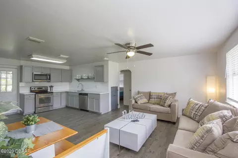 1435 John Anderson Dr, Ormond Beach, FL 32176 photo 4