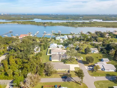 131 Thomas Ave, Edgewater, FL 32132 photo 4