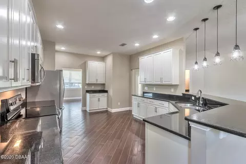 131 Thomas Ave, Edgewater, FL 32132 photo 8