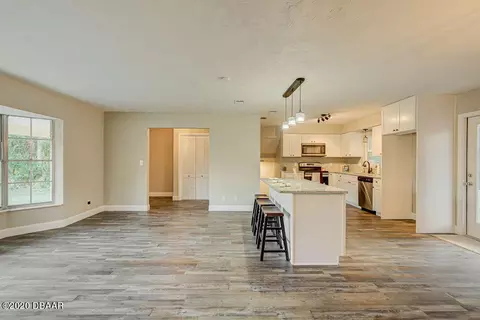 204 N Ridgewood Ave, Ormond Beach, FL 32174 photo 6