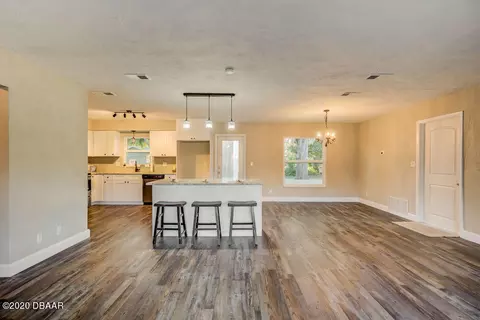 204 N Ridgewood Ave, Ormond Beach, FL 32174 photo 4