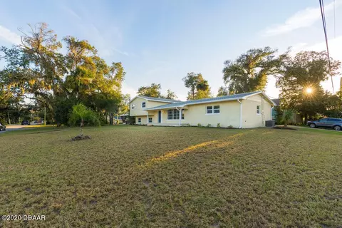 204 N Ridgewood Ave, Ormond Beach, FL 32174 photo 2