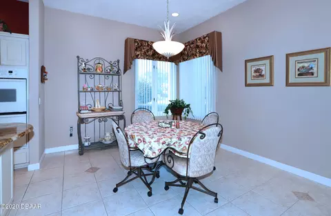 45 Bay Pointe Dr, Ormond Beach, FL 32174 photo 4
