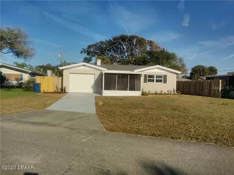 39 Camellia Dr, Ormond Beach, FL 32176 photo 2