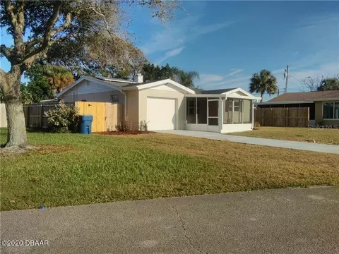 39 Camellia Dr, Ormond Beach, FL 32176 photo 3