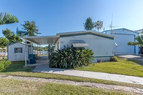 197 Douglas St, Edgewater, FL 32141 photo 7