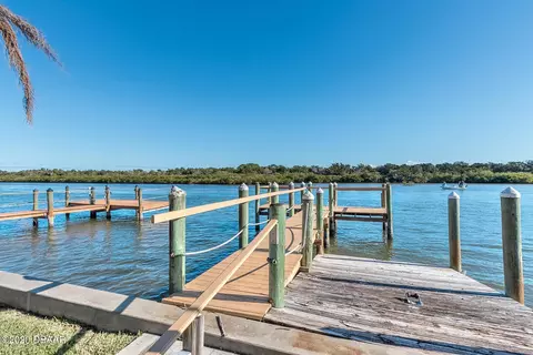 197 Douglas St, Edgewater, FL 32141 photo 5