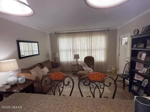 423 Sauls St, Ormond Beach, FL 32174 photo 4