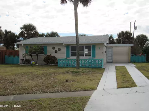 8 Seacrest Dr, Ormond Beach, FL 32176 photo 2