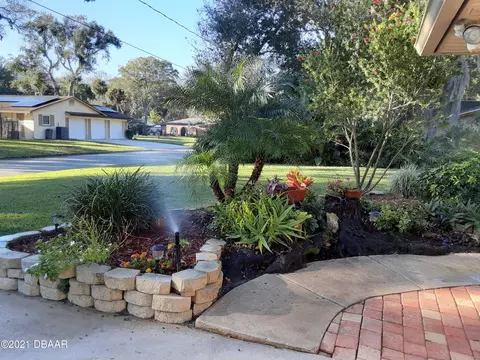 201 Kimberly Dr, Ormond Beach, FL 32174 photo 3