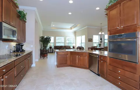 938 Stone Lake Dr, Ormond Beach, FL 32174 photo 6