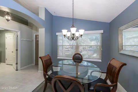 37 Old Macon Dr, Ormond Beach, FL 32174 photo 10