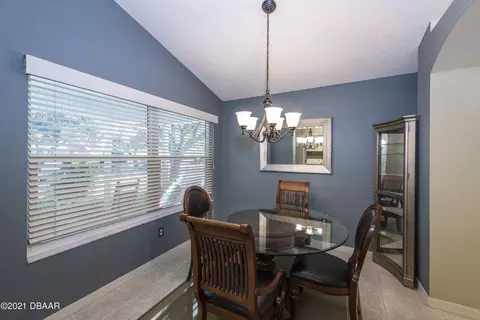37 Old Macon Dr, Ormond Beach, FL 32174 photo 9