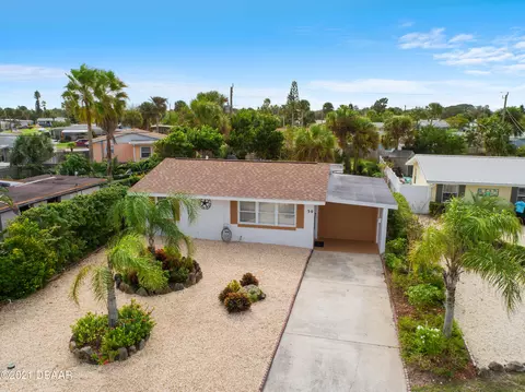 30 Hibiscus Dr, Ormond Beach, FL 32176 photo 2
