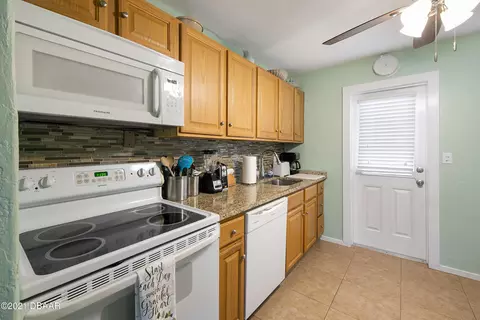 30 Hibiscus Dr, Ormond Beach, FL 32176 photo 12