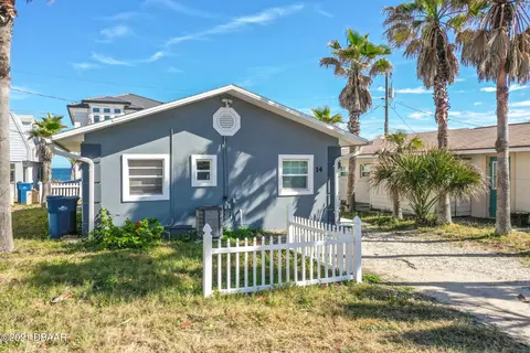 14 Neptune Park Dr, Ormond Beach, FL 32176 photo 4