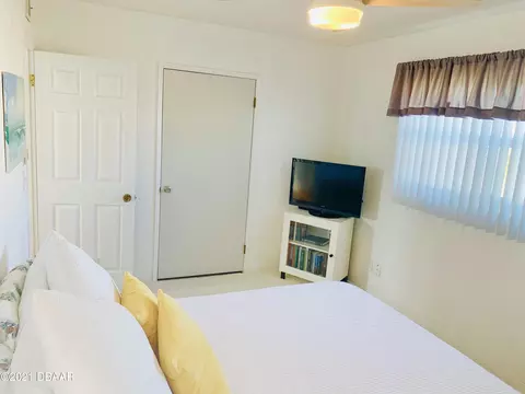 105 Holland Rd, Ormond Beach, FL 32176 photo 15