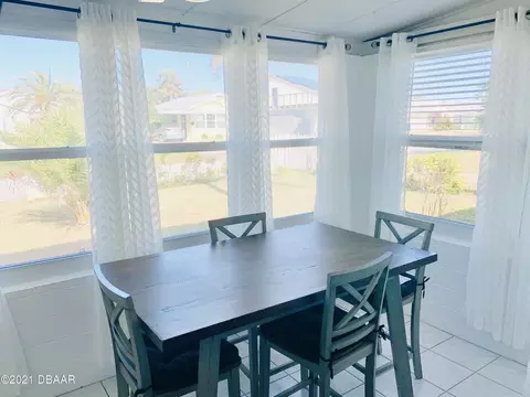 105 Holland Rd, Ormond Beach, FL 32176 photo 4