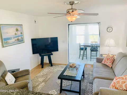105 Holland Rd, Ormond Beach, FL 32176 photo 3