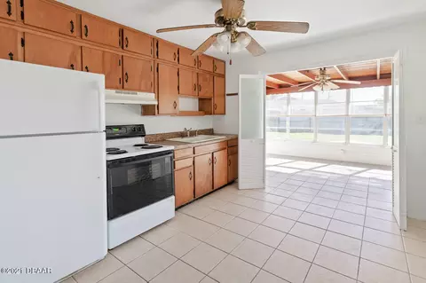 61 Margaret Rd, Ormond Beach, FL 32176 photo 5