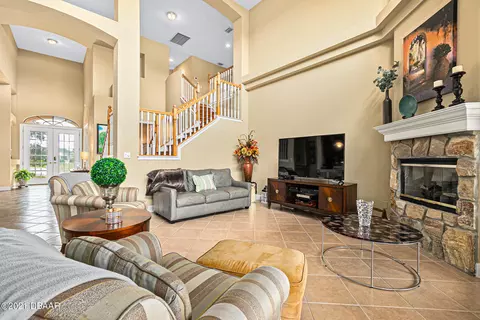 1112 Oxbridge Ln, Ormond Beach, FL 32174 photo 4