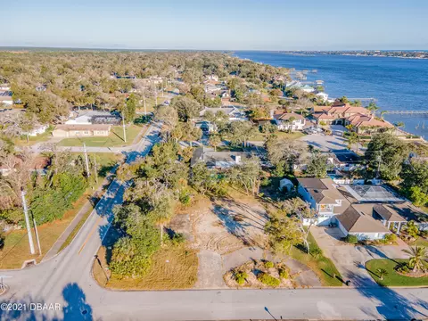 39 Crystal Cir, Ormond Beach, FL 32174 photo 3