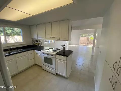 153 Northbrook Ln, Ormond Beach, FL 32174 photo 9