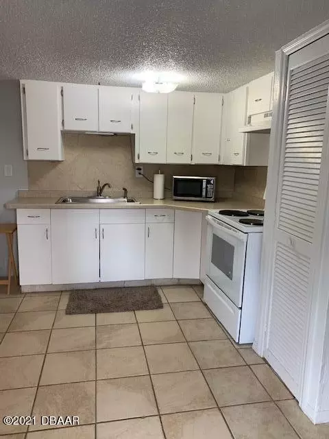 2003 Linda Ave, Ormond Beach, FL 32174 photo 4