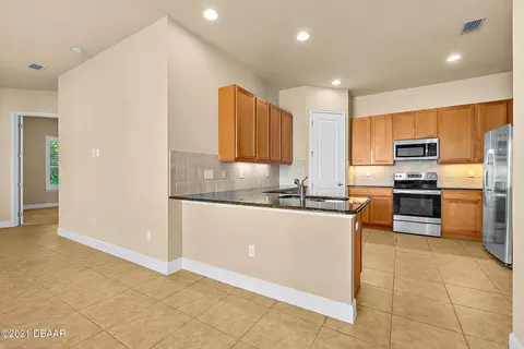 790 Aldenham Ln, Ormond Beach, FL 32174 photo 10