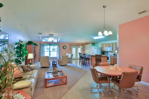 313 Three Oaks Dr, Edgewater, FL 32141 photo 4