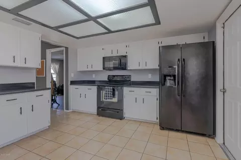 525 Sparrow Dr, Edgewater, FL 32141 photo 13