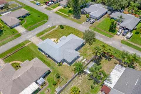 525 Sparrow Dr, Edgewater, FL 32141 photo 29