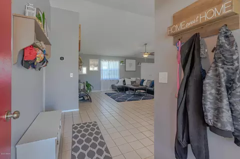 525 Sparrow Dr, Edgewater, FL 32141 photo 5